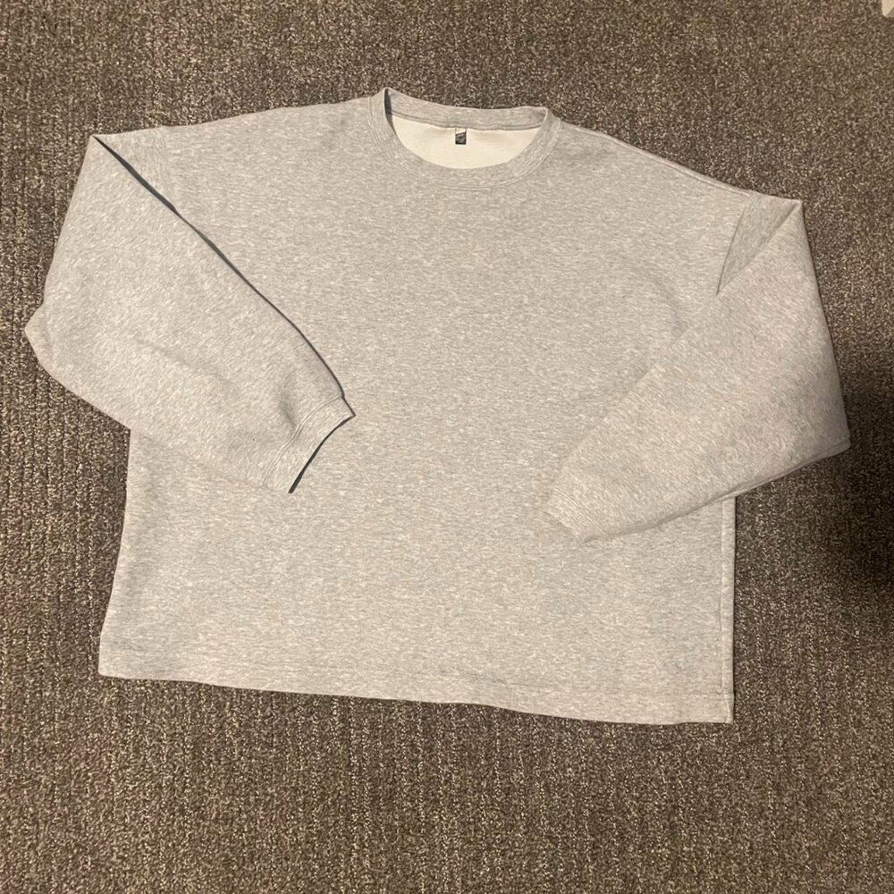 Retro grey crewneck sweatshirt